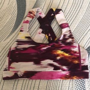 Lulu lemon sports bra size 6